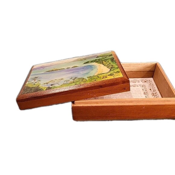 Elaine Eston Annabella US Virgin Islands Cedar Wooden Trinket Jewelry Box 1994 - Picture 12 of 14